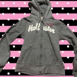 grey hollister zip up hoodie